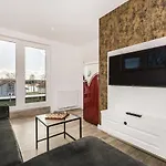 Ferienhaus-see-sauna-kamin-hund Mit E-ladestation * Krakow am See
