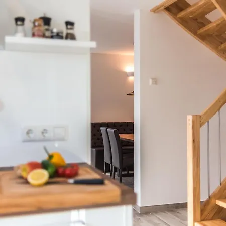 Ferienhaus Ferienhaus-see-sauna-kamin-hund Mit E-ladestation *